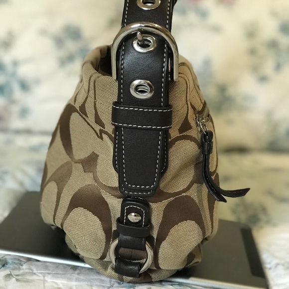 Coach Brown Signature Canvas Hobo Shoulder Purse - Picture 3 of 9